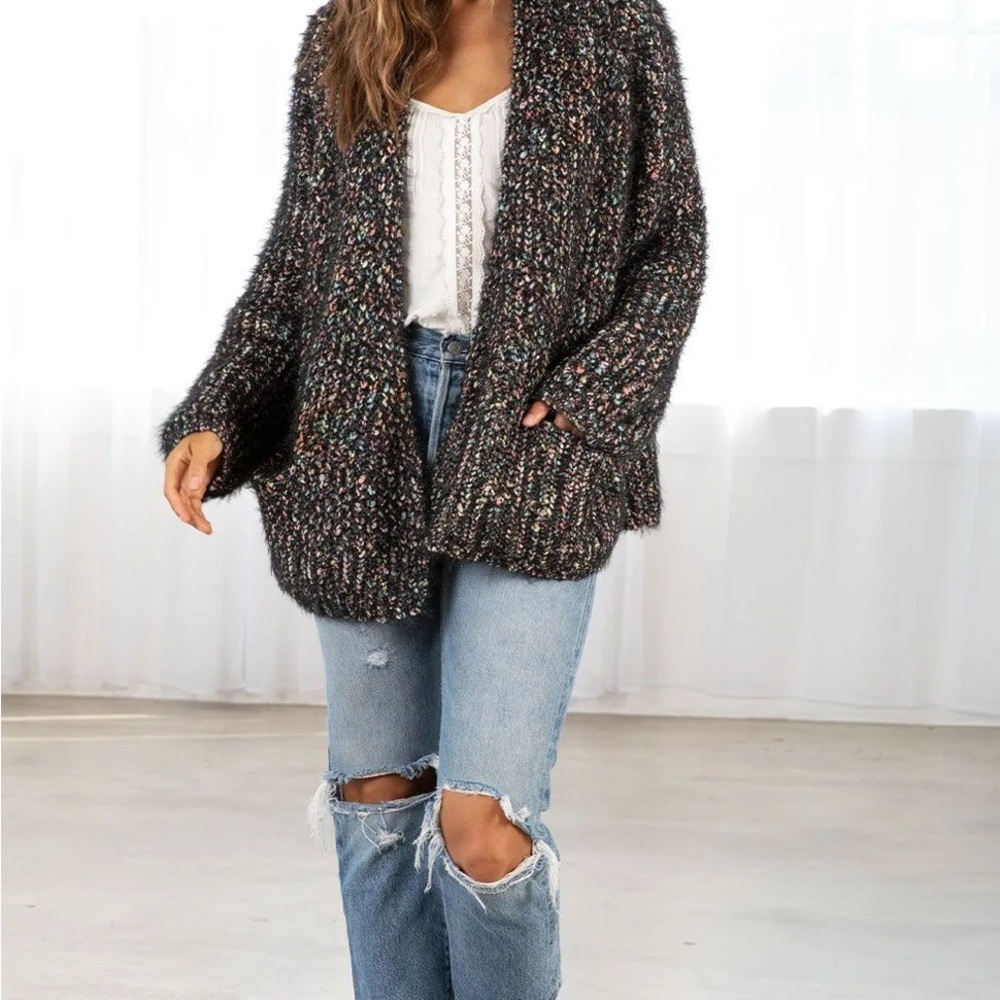 Cardigan - Picture 2 of 6